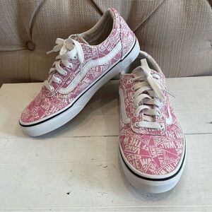 Vans Pink Kids with Off The Wall written everywhere Sz 3.5